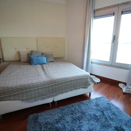 Gare Oriente Modern T2 Apt With 180 River View Appartement Lissabon
